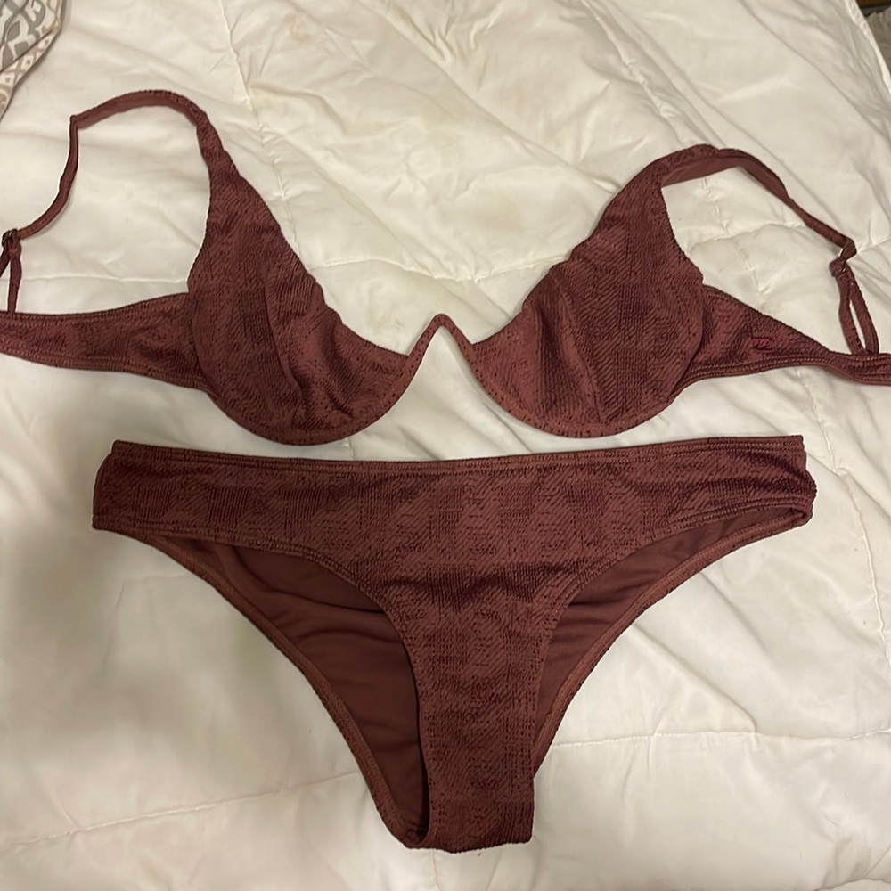 Billabong Bikini Sz Medium